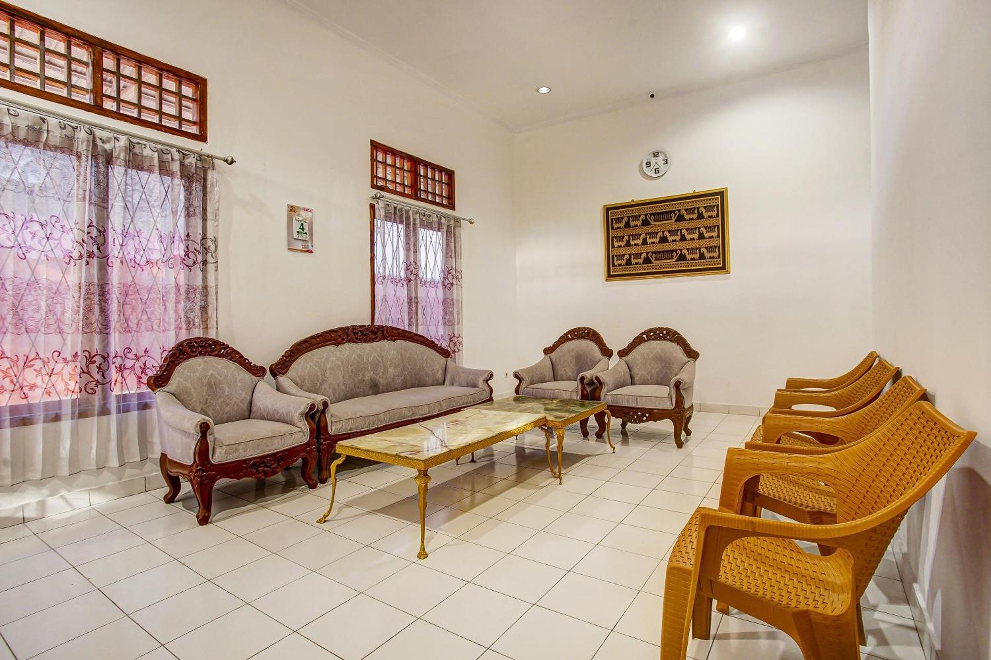 OYO 91055 Homestay Syariah Bandar Lampung Bagian luar foto